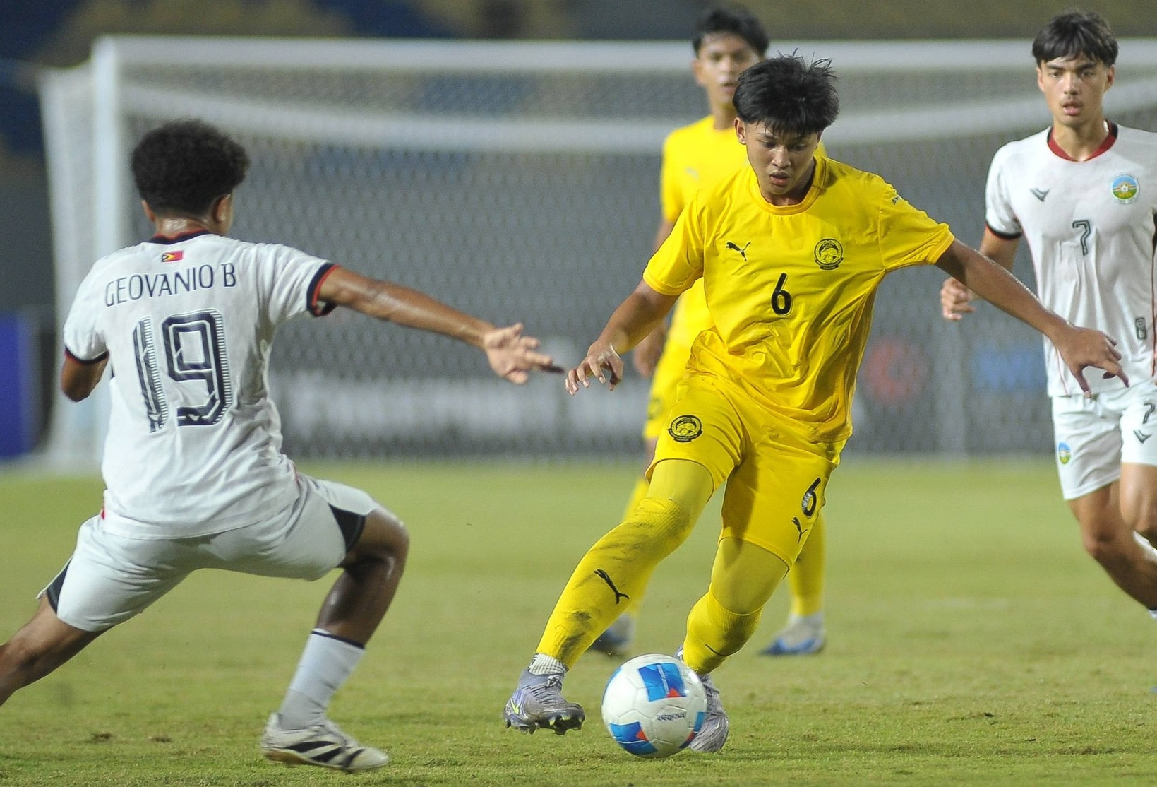Trực tiếp bóng đá U17 Lào 0-2 U17 Malaysia: Thẻ đỏ tai hại, 2 bàn chóng vánh