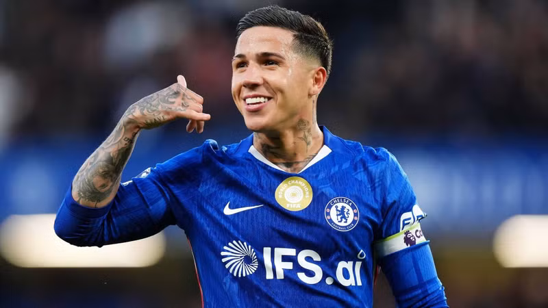 Man City chính thức hỏi mua Enzo Fernandez từ Chelsea