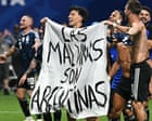 'Malvinas là người Argentina': Nhà vô địch World Cup ăn mừng chiến thắng trước Anh với biểu ngữ Falklands