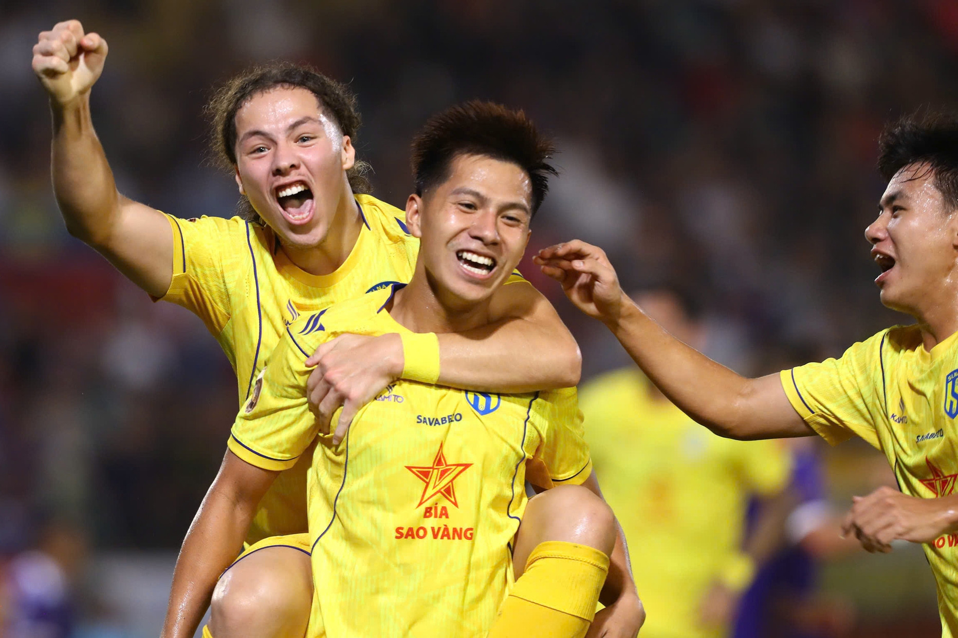 SLNA khởi đầu mùa giải ấn tượng: &amp;apos;Vận&amp;apos; ở V-League nay đã khác?