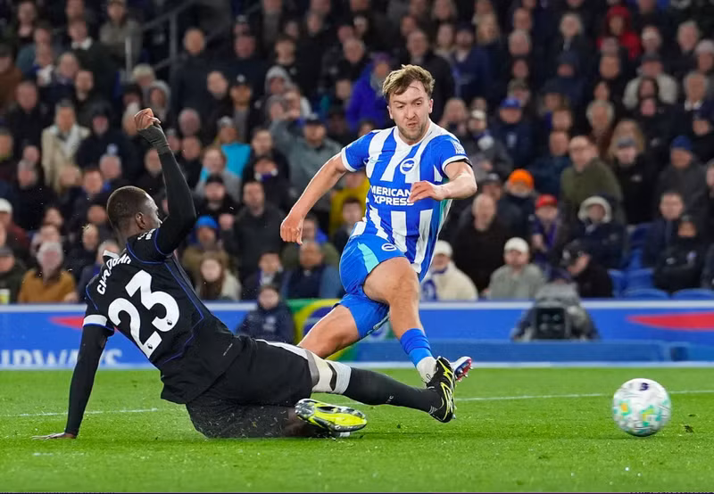 Chelsea chạm đáy khủng hoảng: Thua trắng Brighton, nguy cơ văng khỏi châu Âu