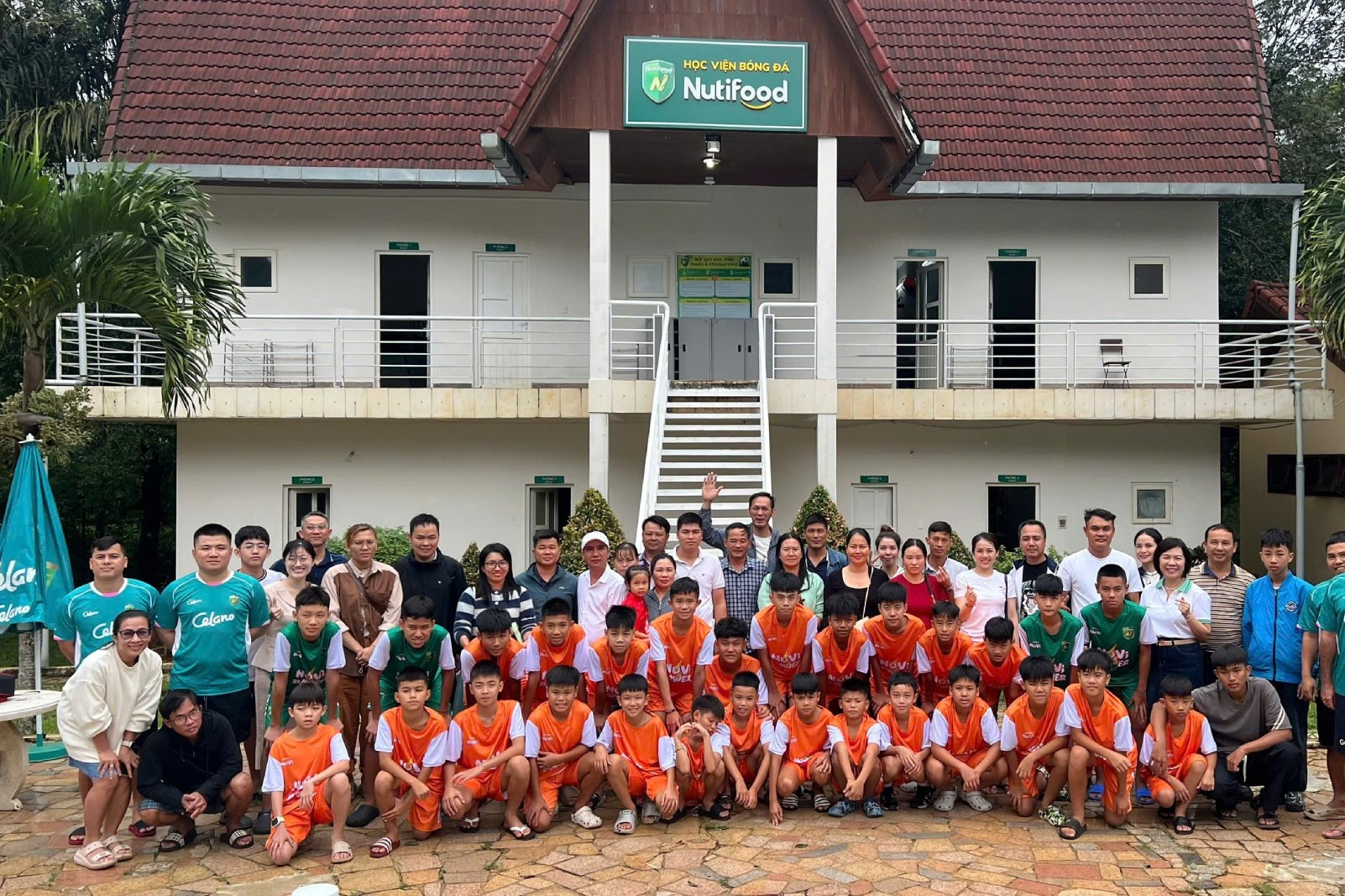 30 tài năng nhí bước vào &amp;apos;đường đua&amp;apos; đến bóng đá chuyên nghiệp