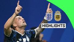 Argentina đập tan giấc mơ World Cup của Anh ở bán kết