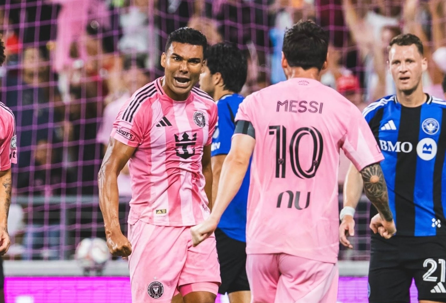 Messi lập poker, cùng Inter Miami thắng giải tỏa với tỷ số khó tin