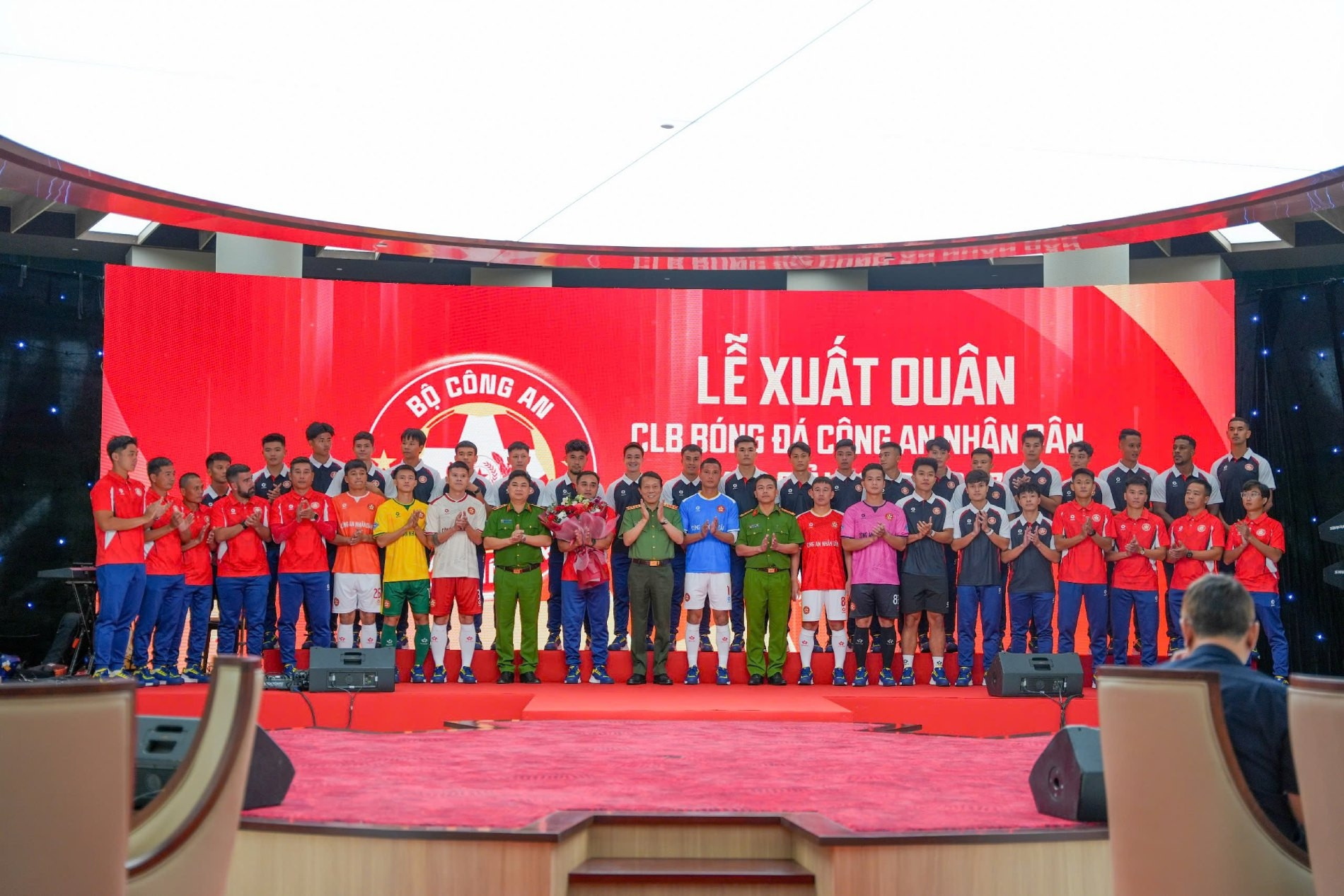 CAND FC ra mắt, mục tiêu sớm giành vé trở lại V-League