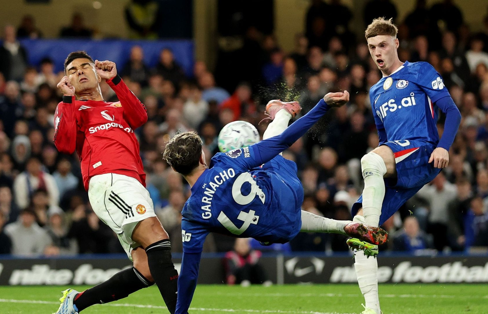 Kết quả bóng đá hôm nay 19/4: MU hạ Chelsea, kịch tính chung kết Cúp Nhà vua