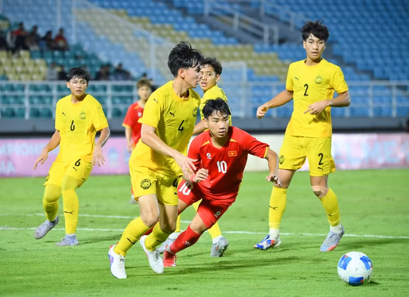 Chu Ngọc Nguyễn Lực giành giải cầu thủ xuất sắc nhất U17 Đông Nam Á 2026