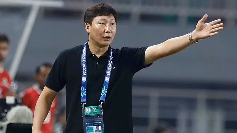 Truyền thông Hàn Quốc: HLV Kim Sang-sik là tia sáng trong cơn khủng hoảng của bóng đá quốc gia