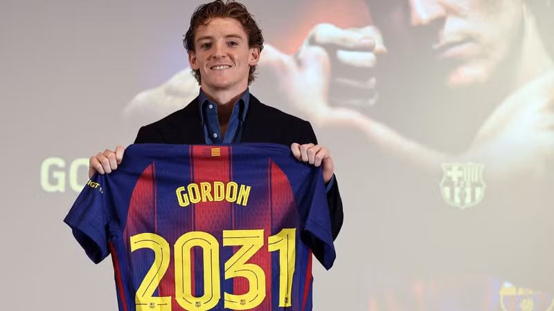 Barca nổ bom tấn đầu tiên ở thị trường chuyển nhượng hè