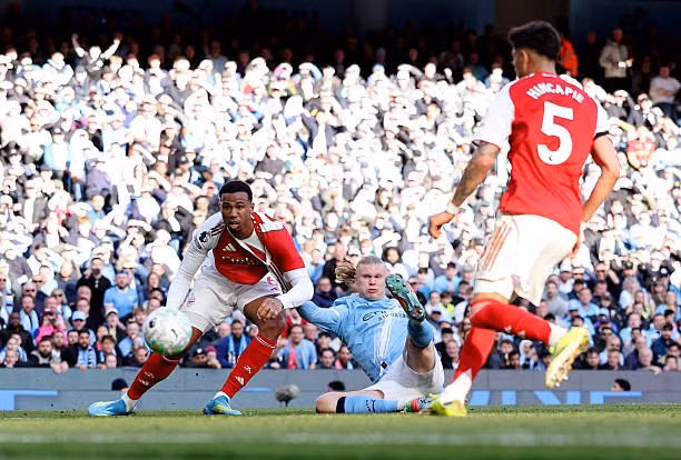 Man City đánh bại Arsenal, ngôi đầu Ngoại hạng Anh cực nóng