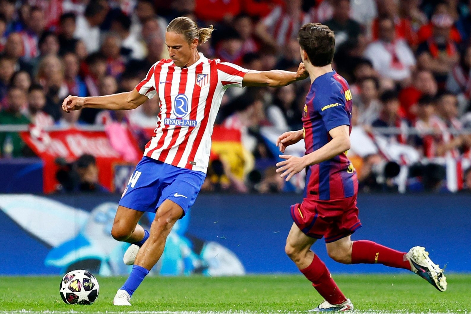 Xác định 2 đội bóng đầu tiên vào bán kết Champions League