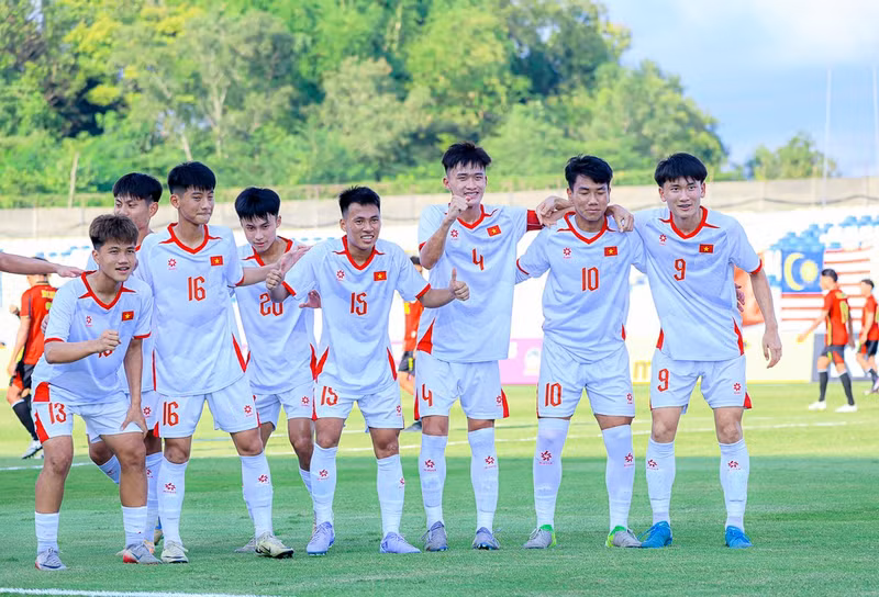 Trực tiếp chung kết U17 Việt Nam vs U17 Malaysia, 19h30 ngày 24/4: Ngưỡng cửa lịch sử