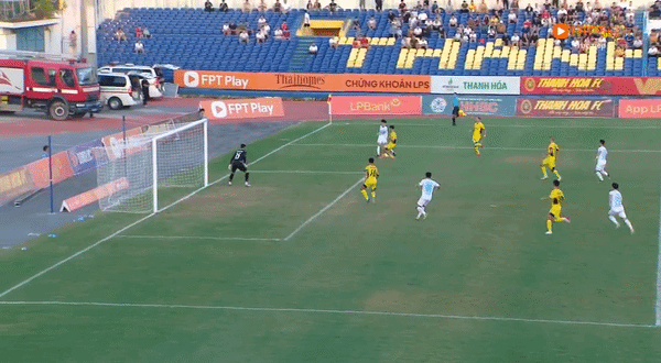 Trực tiếp Thanh Hóa 0-0 Nam Định (Hiệp 1): Hai bên tăng tốc