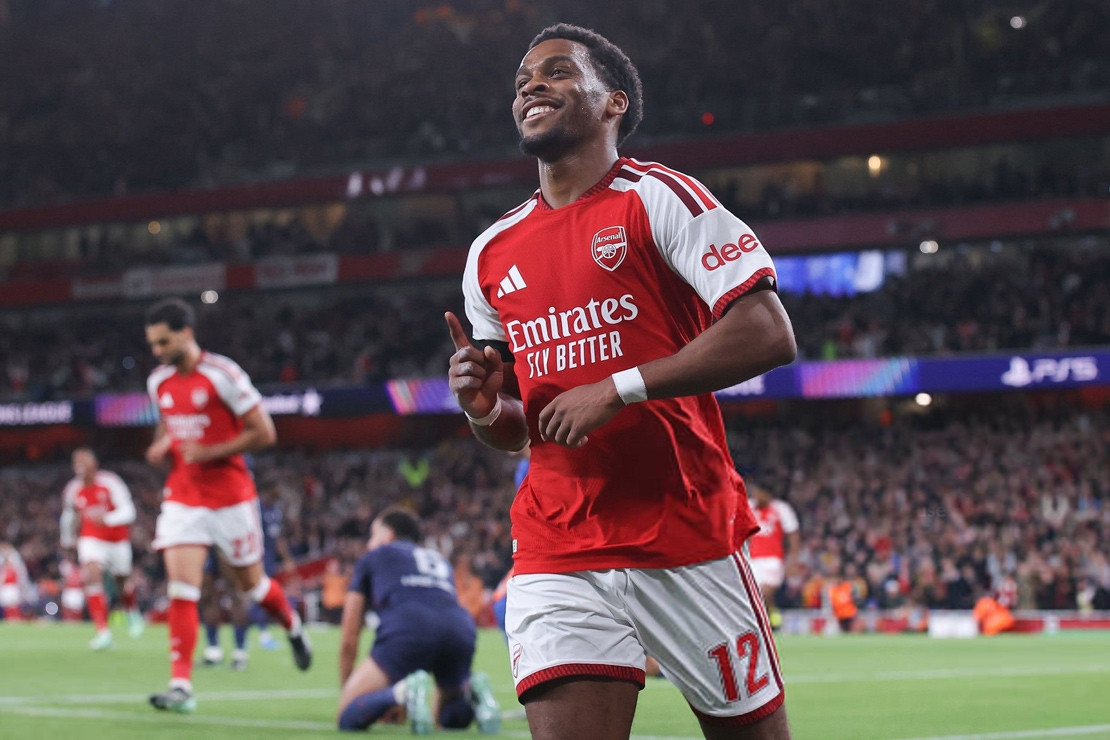 Thăng hoa hiệp hai, Arsenal đại thắng Lille