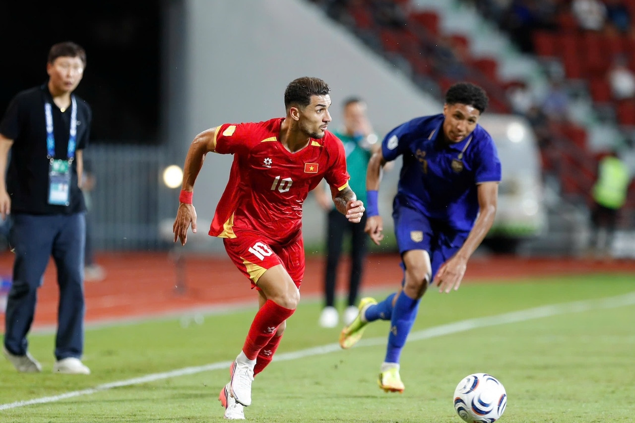 Tuyển Việt Nam: Lý do HLV Kim Sang Sik khó làm mới ở FIFA ASEAN Cup