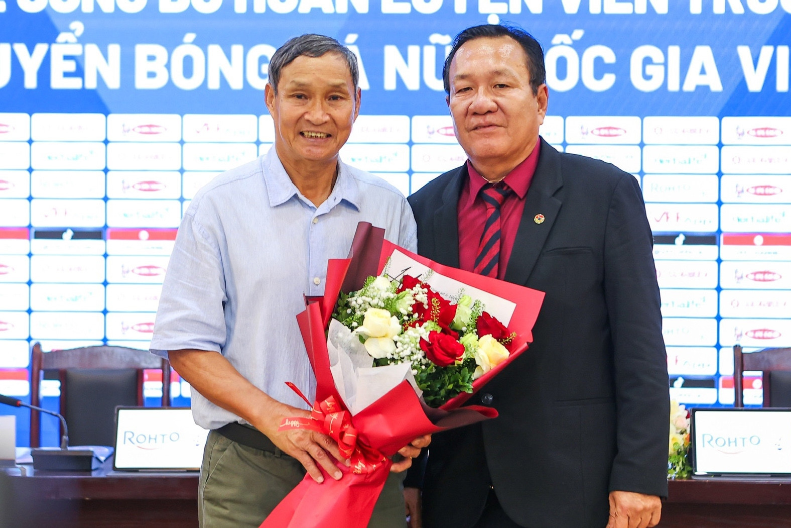 HLV Hoàng Văn Phúc: Tuyển nữ Việt Nam quyết đòi lại HCV SEA Games